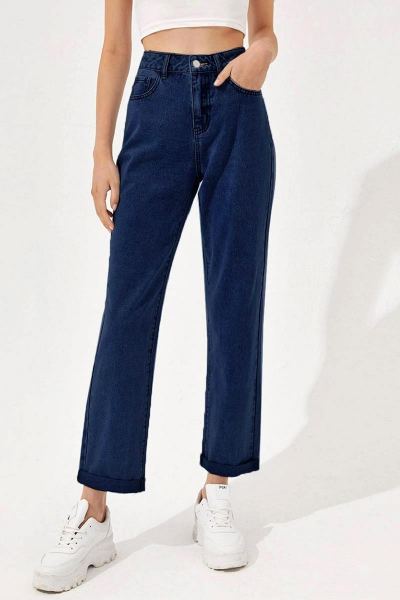 Jeans cuffed straight
