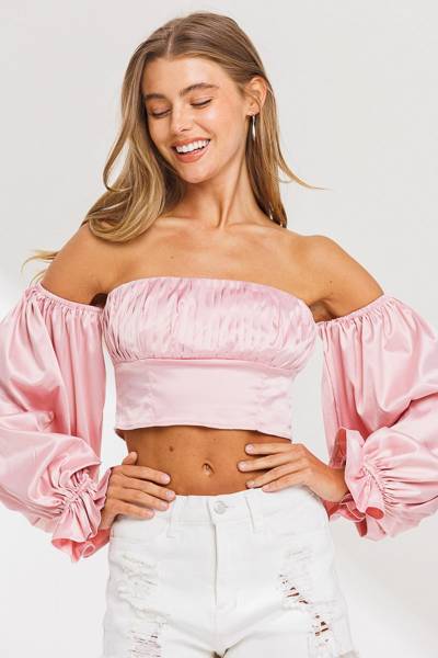 Blusa satin off shoulder